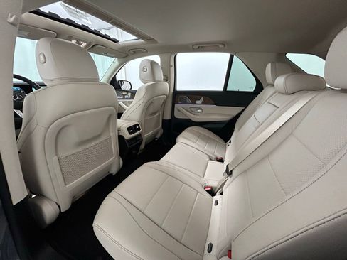 Used 2021 Mercedes-Benz GLE 350 4MATIC image 36