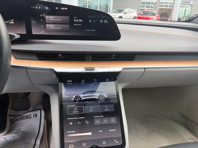 Used 2023 Lucid Air Touring AWD/4WD image 18