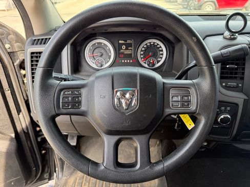 Used 2014 RAM 1500 Express w/ Black Ram 1500 Express Group AWD/4WD image 15