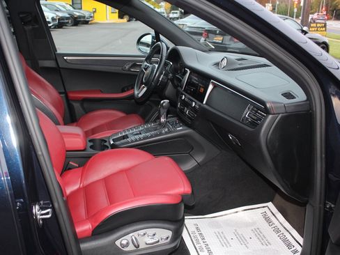 Used 2021 Porsche Macan GTS image 15