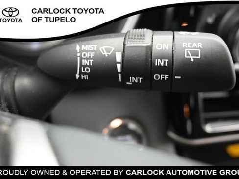 Used 2023 Toyota Highlander XLE AWD/4WD image 34