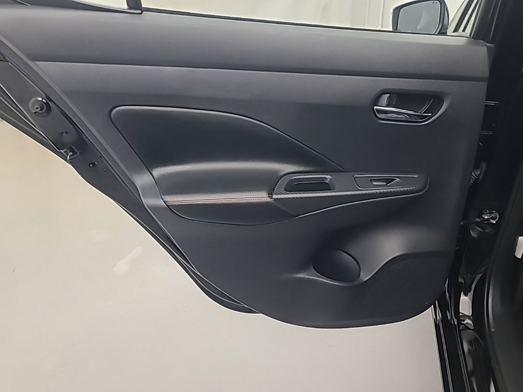 Used 2024 Nissan Versa SR FWD image 19