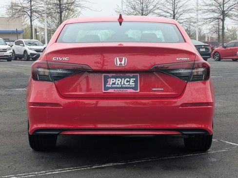 Used 2025 Honda Civic Sport image 7