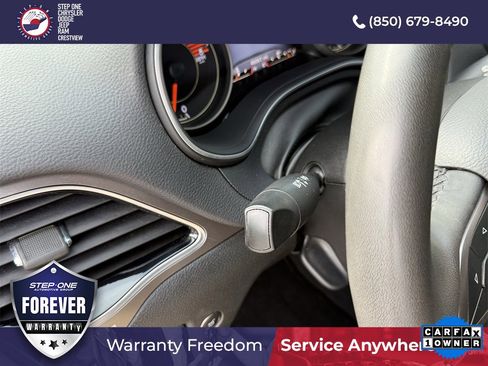 Used 2022 Jeep Cherokee Limited image 21