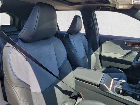 New 2026 Toyota RAV4 FWD image 15