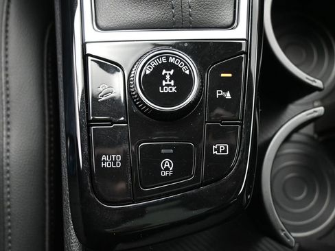 Used 2025 Kia Sportage SX image 28