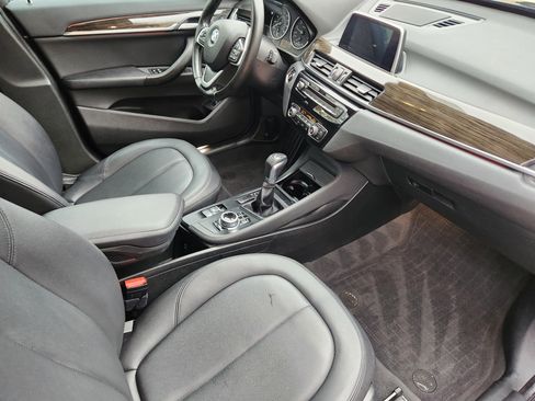 Used 2018 BMW X1 sDrive28i image 16