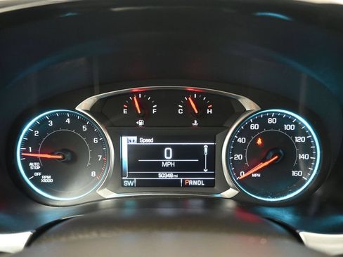 Used 2019 Chevrolet Traverse LT AWD/4WD image 16