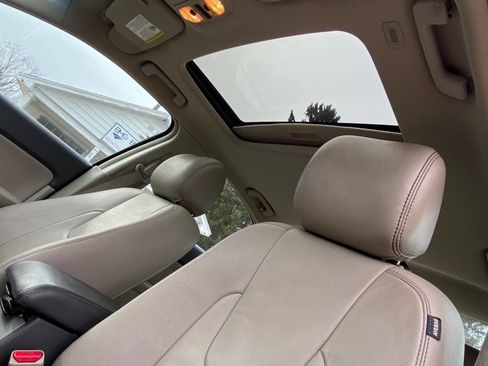 Used 2012 Ford Fusion SEL image 18