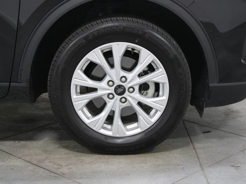 Used 2025 Ford Escape Active AWD/4WD image 12