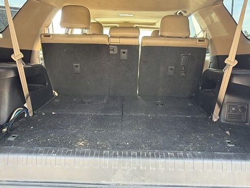 Used 2011 Toyota 4Runner SR5 w/ Convenience Pkg image 13