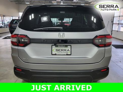 Used 2023 Honda Pilot EX-L image 6