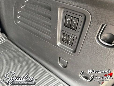 Used 2026 Chevrolet Traverse High Country w/ LPO, Floor Liner Package AWD/4WD image 23