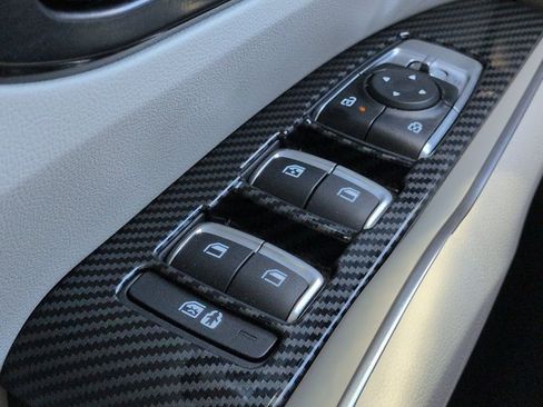 Used 2024 Kia Sorento S w/ Panoramic Sunroof Package FWD image 26