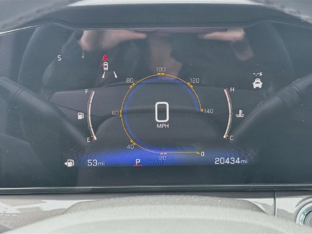Used 2025 Chevrolet Trax ACTIV w/ Sunroof Package FWD image 10