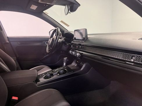 Used 2022 Honda Civic Sport image 11