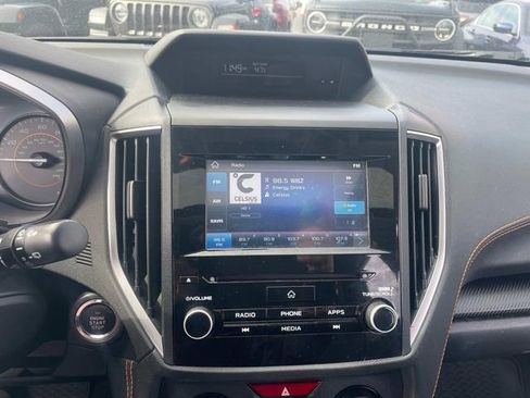 Used 2023 Subaru Crosstrek 2.0i Premium image 23