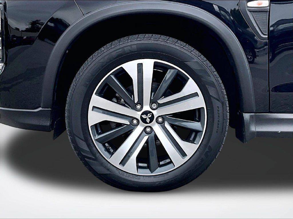 Used 2024 Mitsubishi Outlander Sport AWD image 9