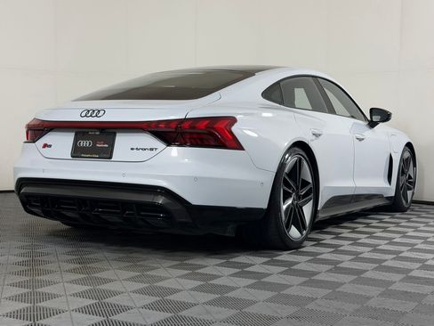 Used 2023 Audi RS e-tron GT w/ Carbon Performance Package AWD/4WD image 9