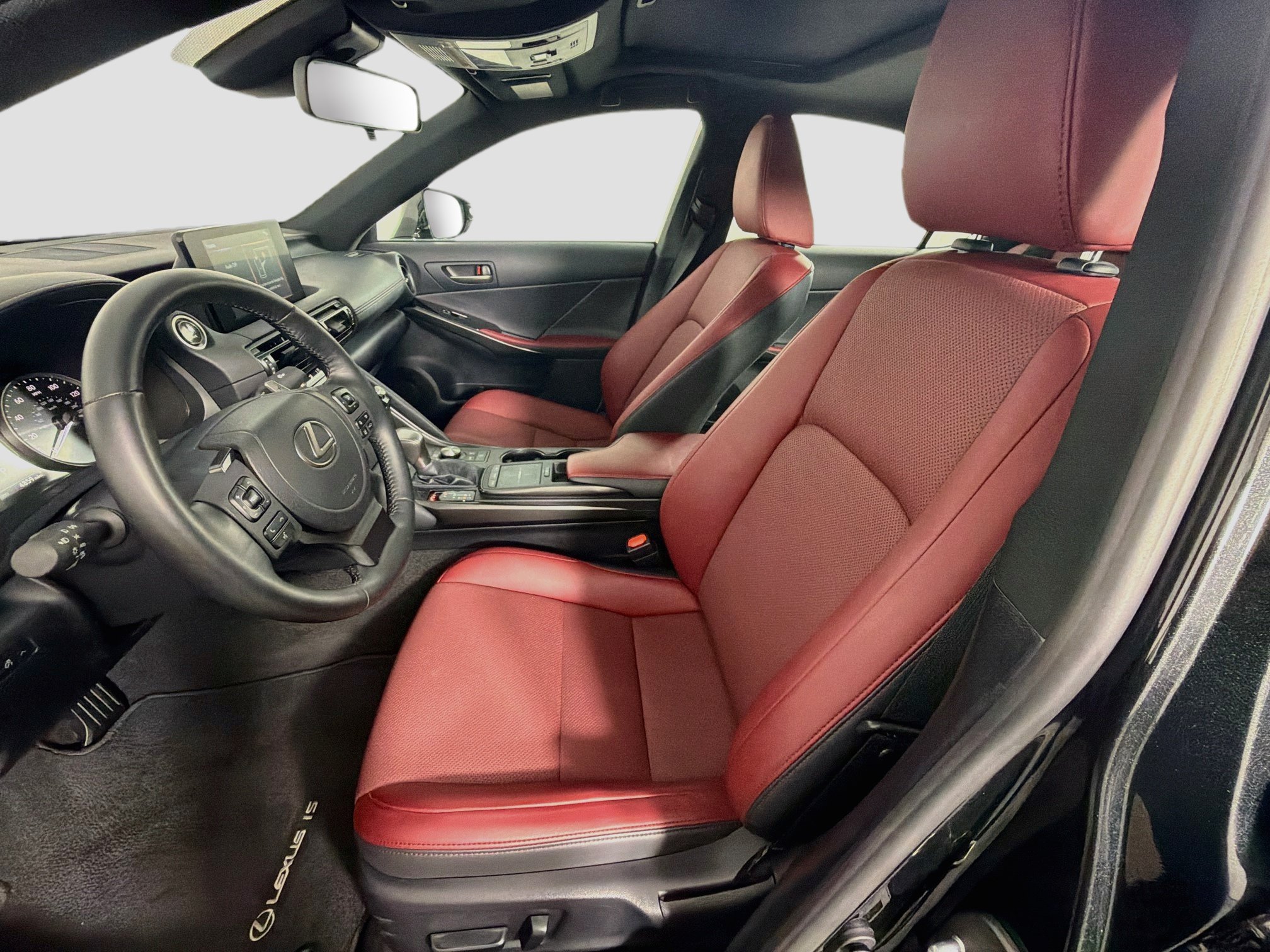 Used 2025 Lexus IS 350 F Sport w/ Accessory Package RWD image 13