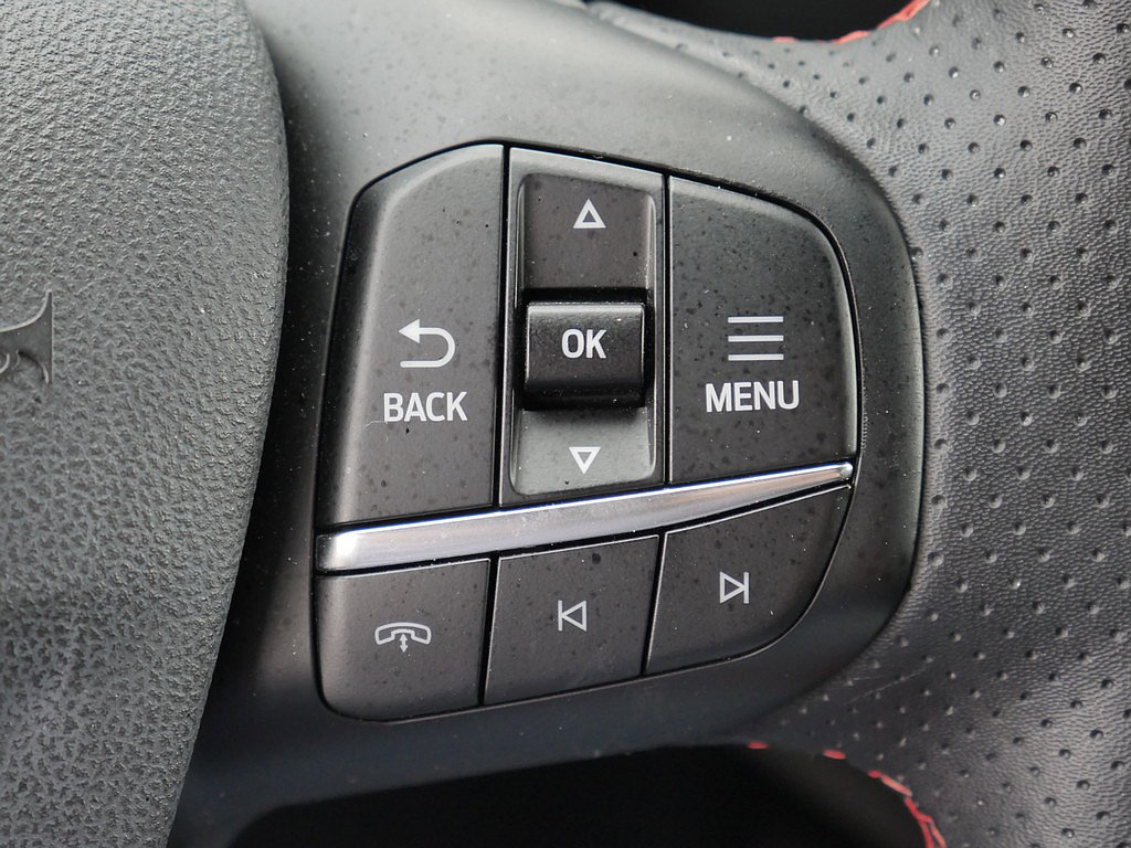 Used 2024 Ford Escape ST-Line w/ Tech Pack #1 AWD/4WD image 31