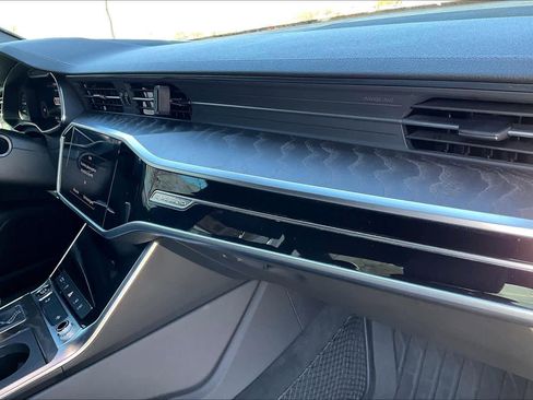 Used 2021 Audi A6 2.0T Premium w/ Convenience Package image 16