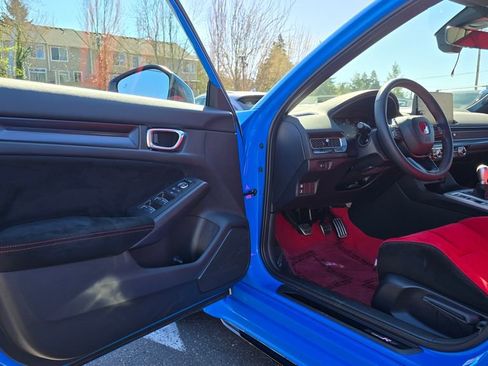 Used 2025 Honda Civic Type R image 20