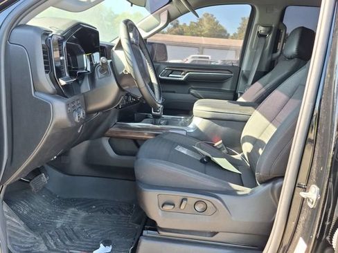 Used 2024 Chevrolet Silverado 1500 RST w/ Convenience Package II AWD/4WD image 10