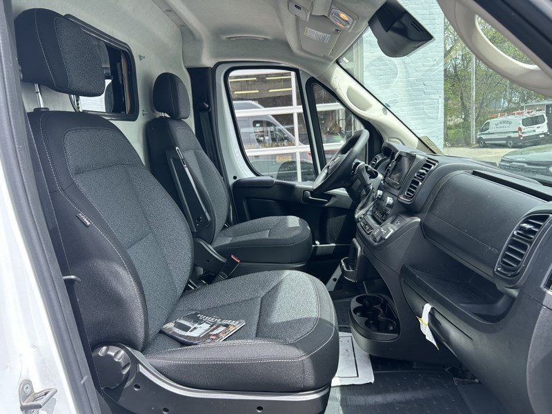 Used 2024 RAM ProMaster 2500 w/ Power Group FWD image 20