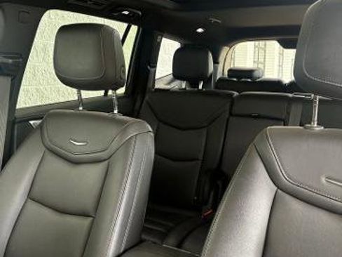 Certified 2025 Cadillac XT6 Premium Luxury AWD/4WD image 2