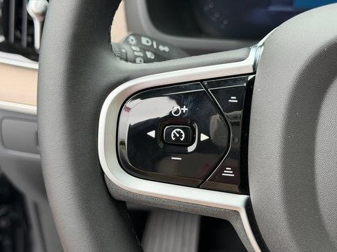 Certified 2026 Volvo XC90 T8 Ultra w/ Lounge Package AWD/4WD image 28