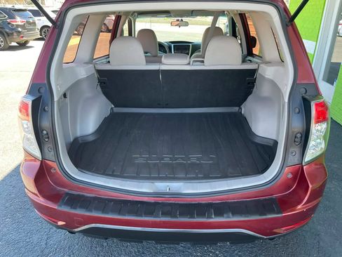 Used 2012 Subaru Forester 2.5X w/ Alloy Wheel Pkg AWD/4WD image 12