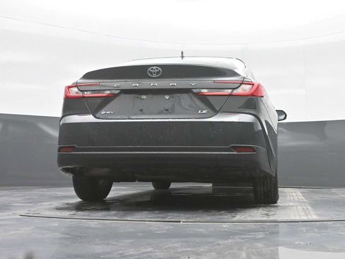 Used 2025 Toyota Camry LE w/ Convenience Package image 36