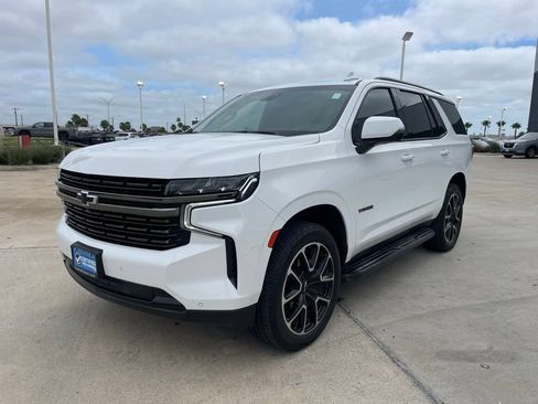 Used 2022 Chevrolet Tahoe RST w/ Luxury Package RWD image 3