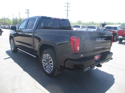 Used 2025 GMC Sierra 1500 Denali Ultimate AWD/4WD image 10