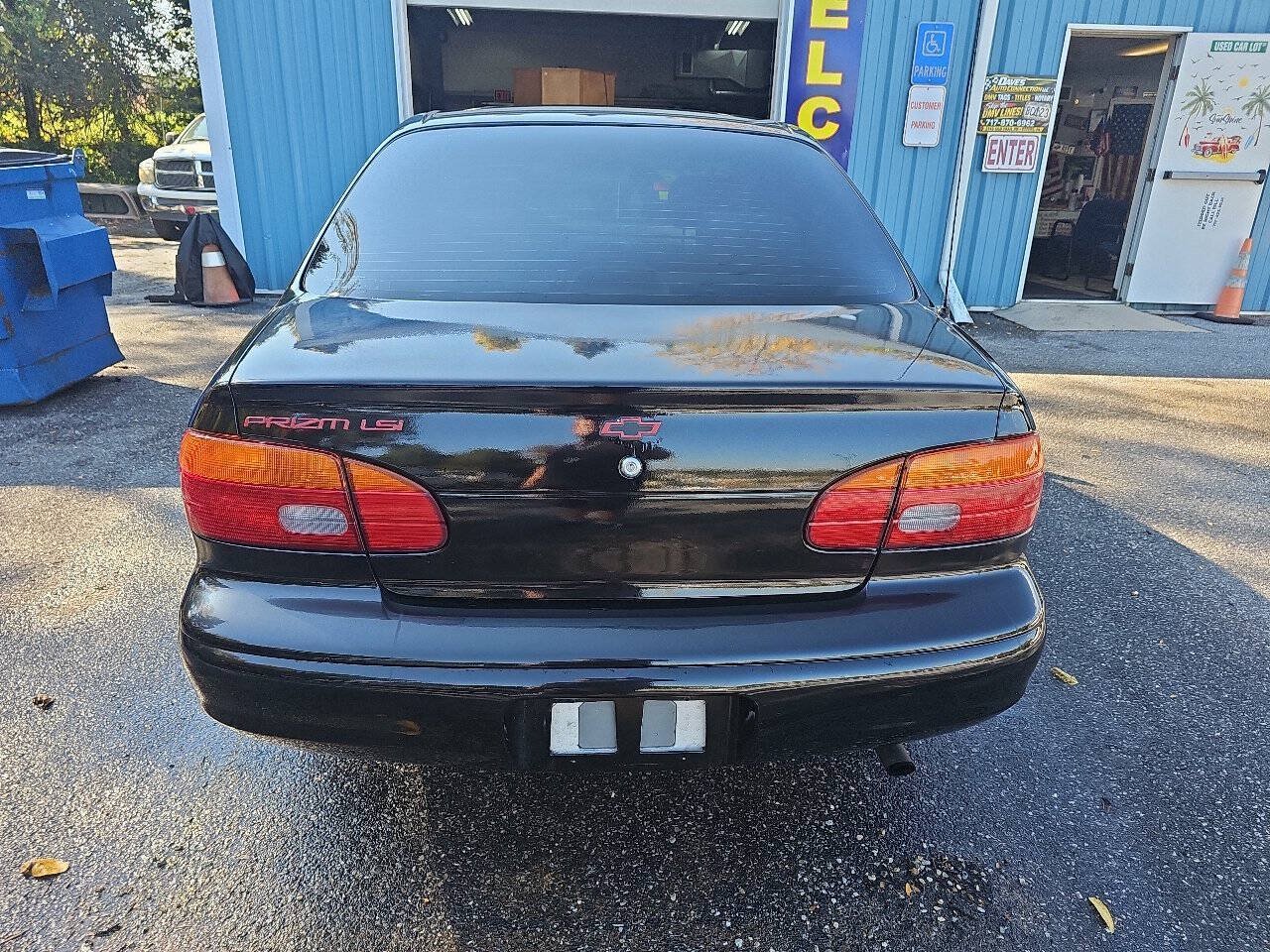 Used 2001 Chevrolet Prizm FWD image 7
