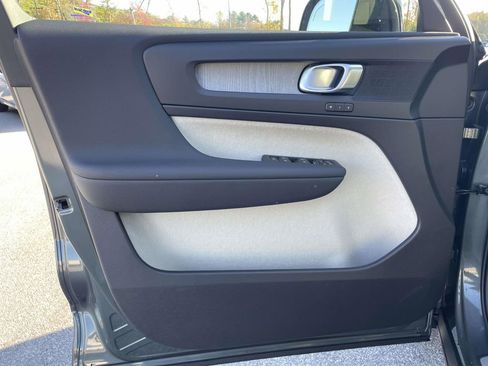 New 2026 Volvo XC40 B5 Plus w/ Protection Package Premier image 5