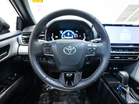 Certified 2025 Toyota Camry SE image 27