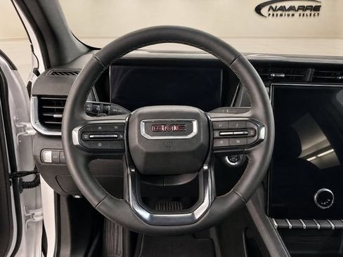 Used 2026 GMC Terrain AT4 w/ Convenience Package III AWD/4WD image 13