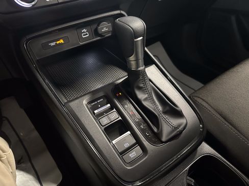 Used 2024 Honda CR-V LX image 13