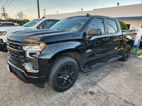 Used 2023 Chevrolet Silverado 1500 RST AWD/4WD image 2