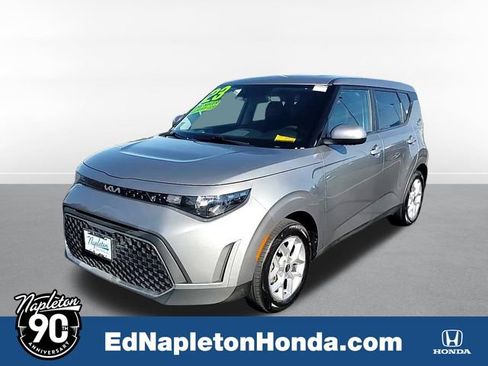 Used 2023 Kia Soul LX w/ Option Group 015 image 1
