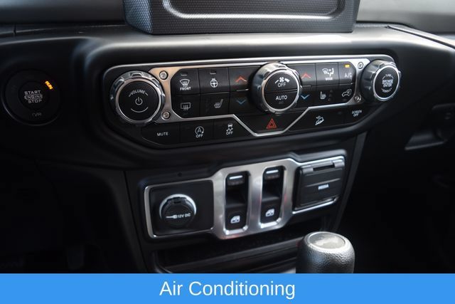 Used 2021 Jeep Wrangler Sport AWD/4WD image 11