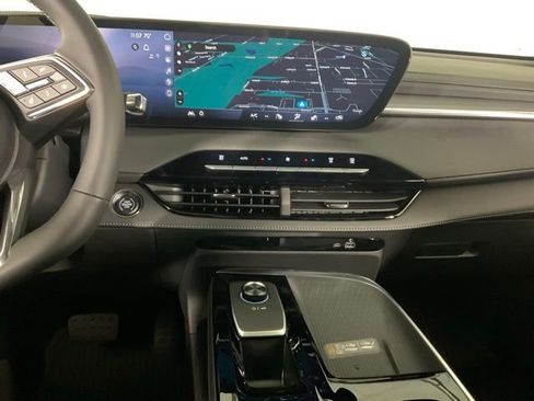 New 2026 Buick Enclave Sport Touring w/ Power Package AWD/4WD image 16