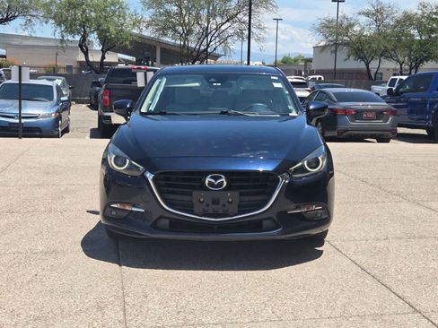 Used 2018 MAZDA MAZDA3 Grand Touring FWD image 8