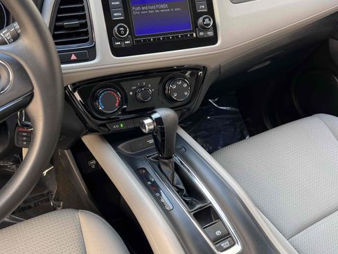 Used 2022 Honda HR-V LX image 55