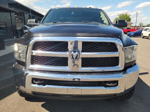 Used 2016 RAM 2500 Tradesman w/ Chrome Appearance Group AWD/4WD image 2