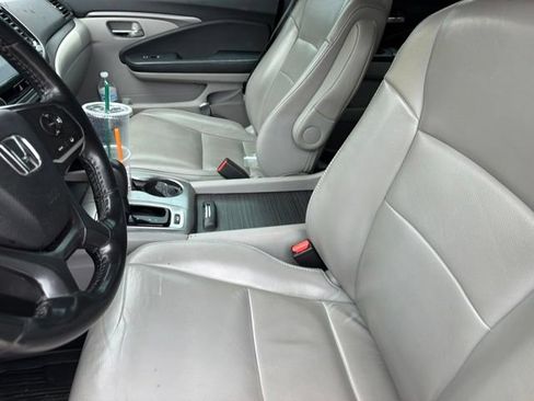 Used 2019 Honda Pilot EX-L image 3