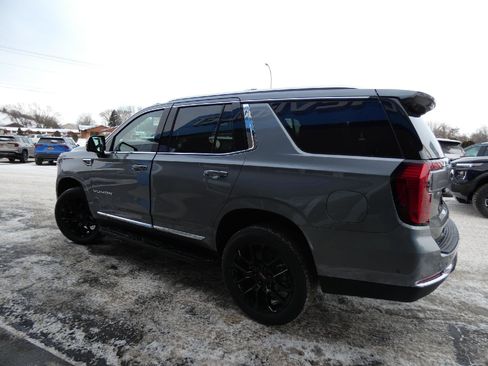 New 2026 GMC Yukon Elevation w/ LPO, Floor Liner Package image 11