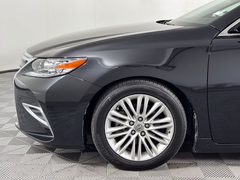 Used 2017 Lexus ES 350 w/ Premium Package FWD image 13